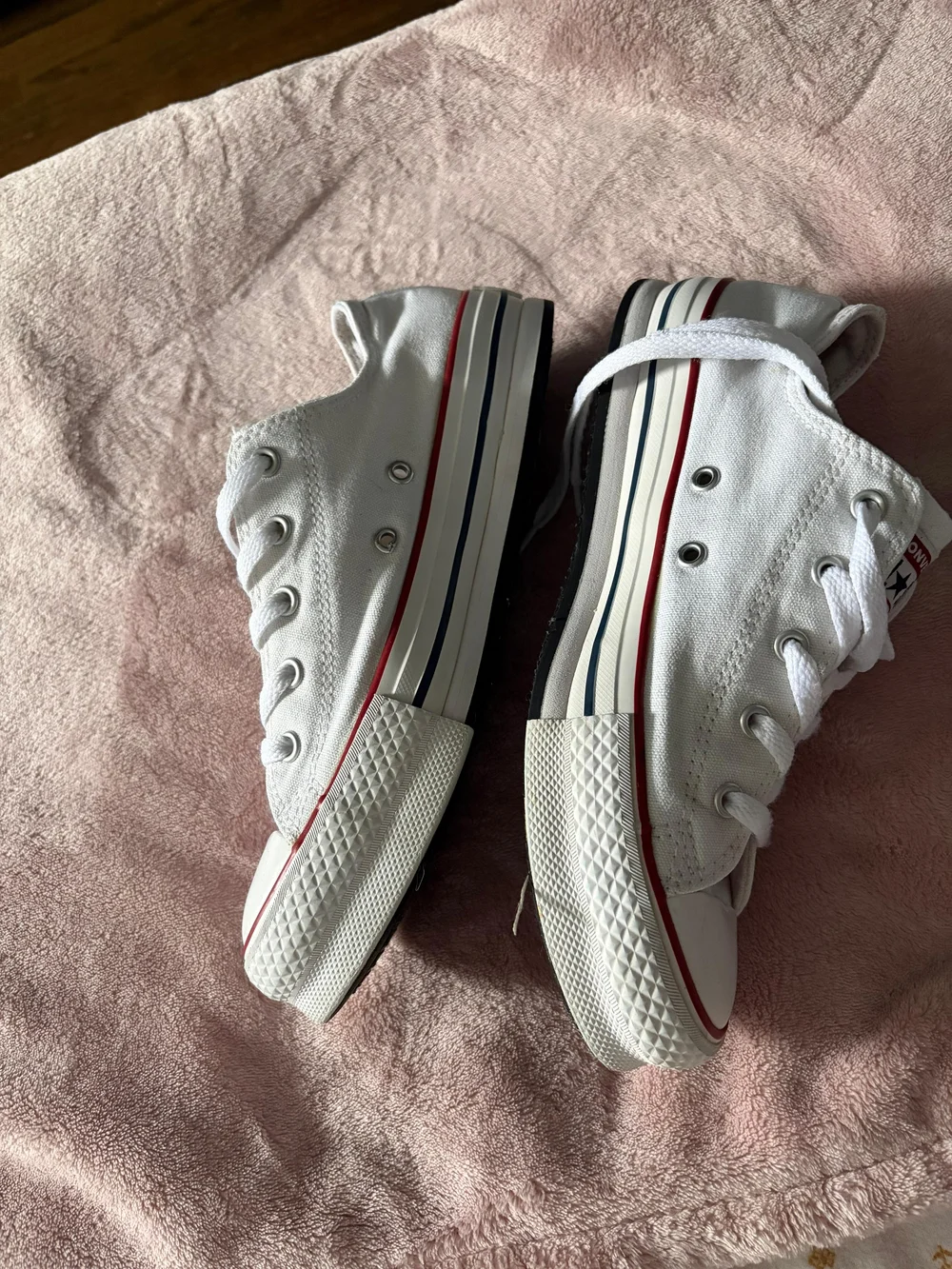 Converse All Star White Low Top Sneakers with Red Trim - Picture 2 of 7